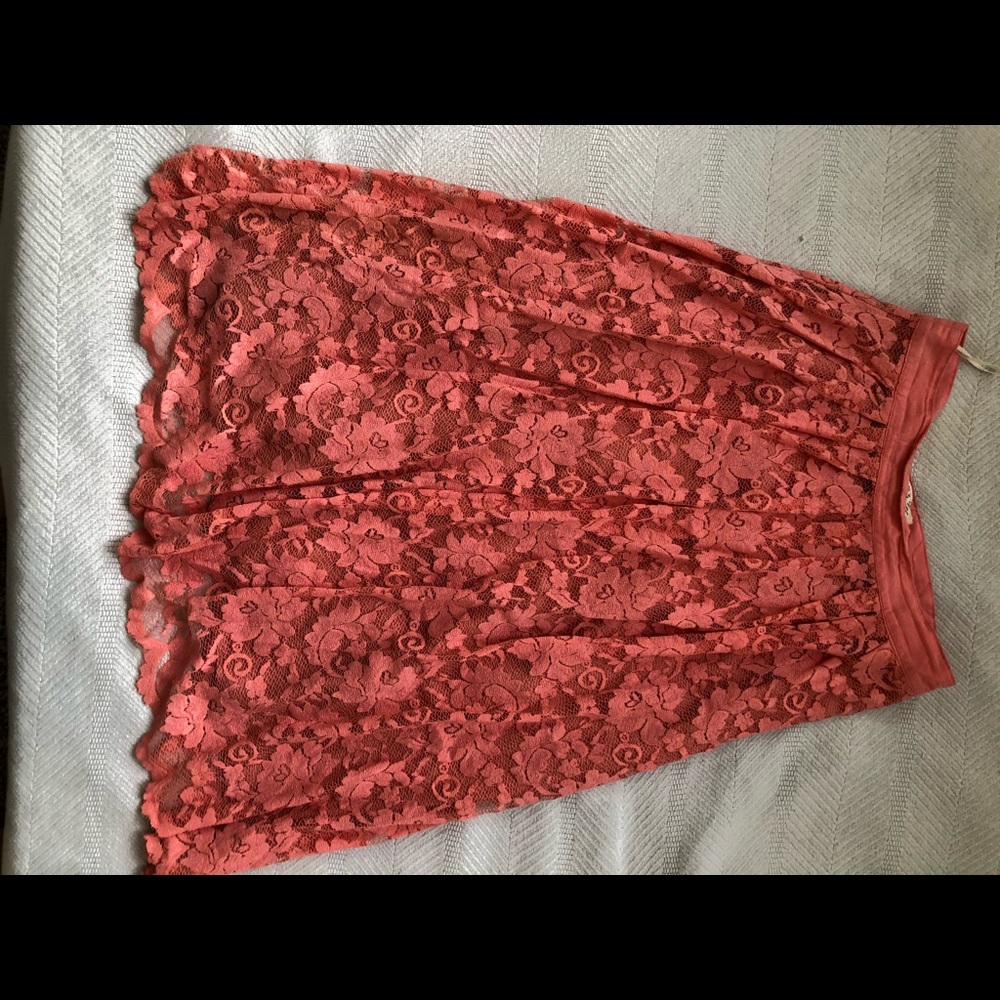 Coral Lace Skirt ll Forever 21